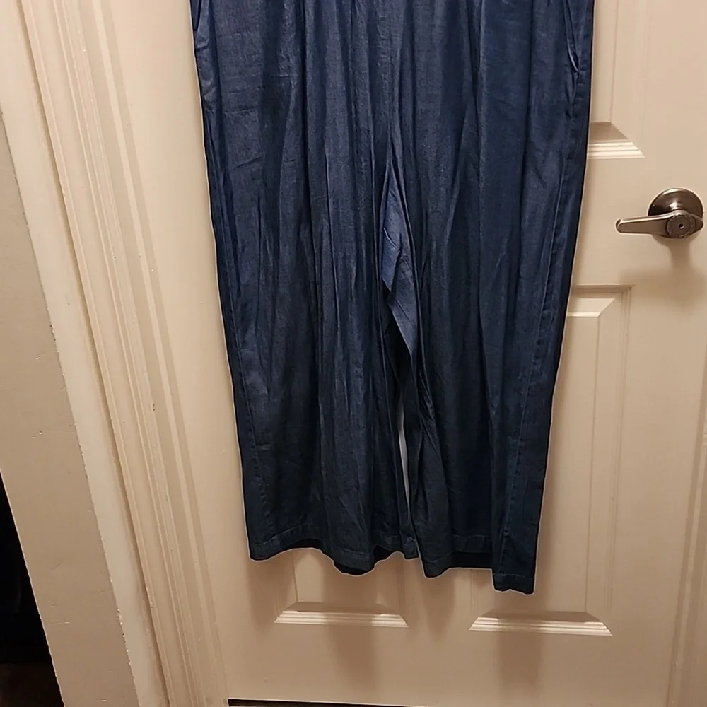 Jean - Picture 2 of 4